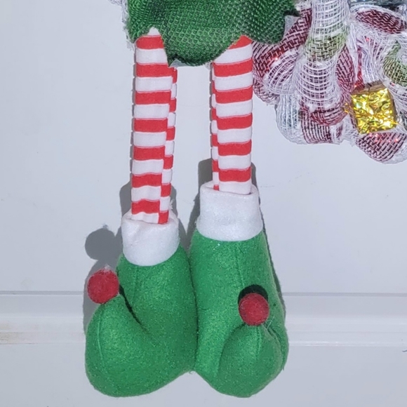 Christmas Elf Wreath Deco Mesh Bow - Picture 7 of 11